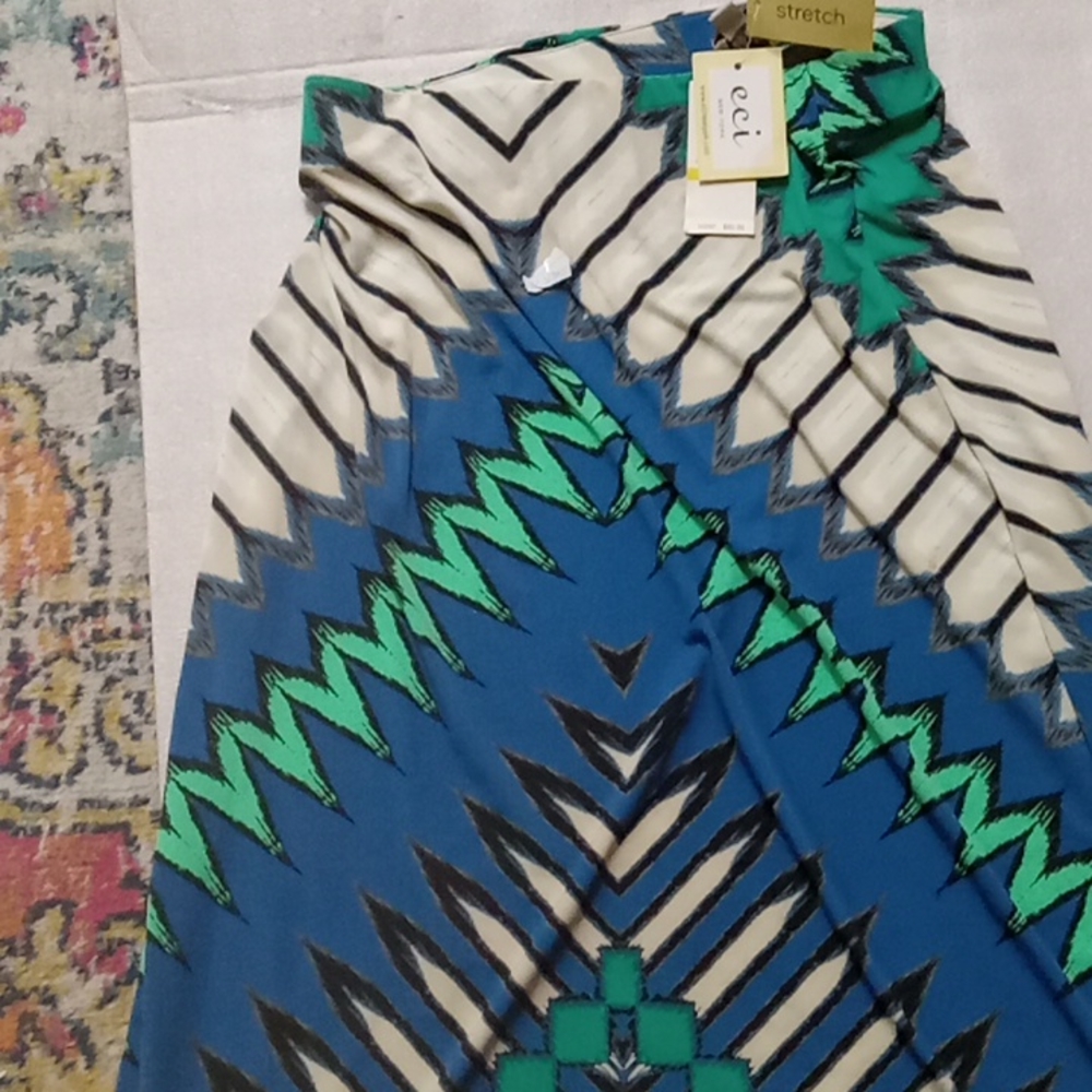 Maxi eci dress green and creme colored